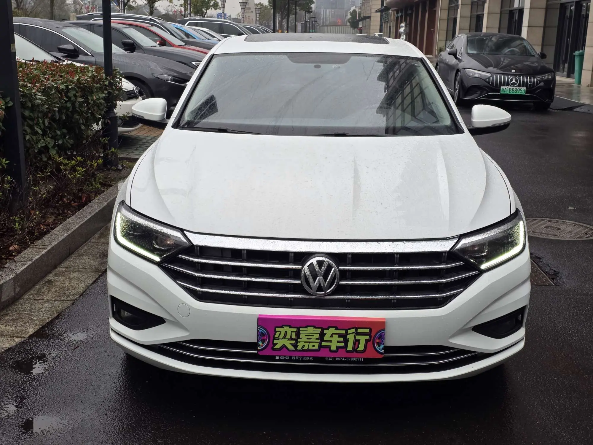 Volkswagen Sagitar  из Китая