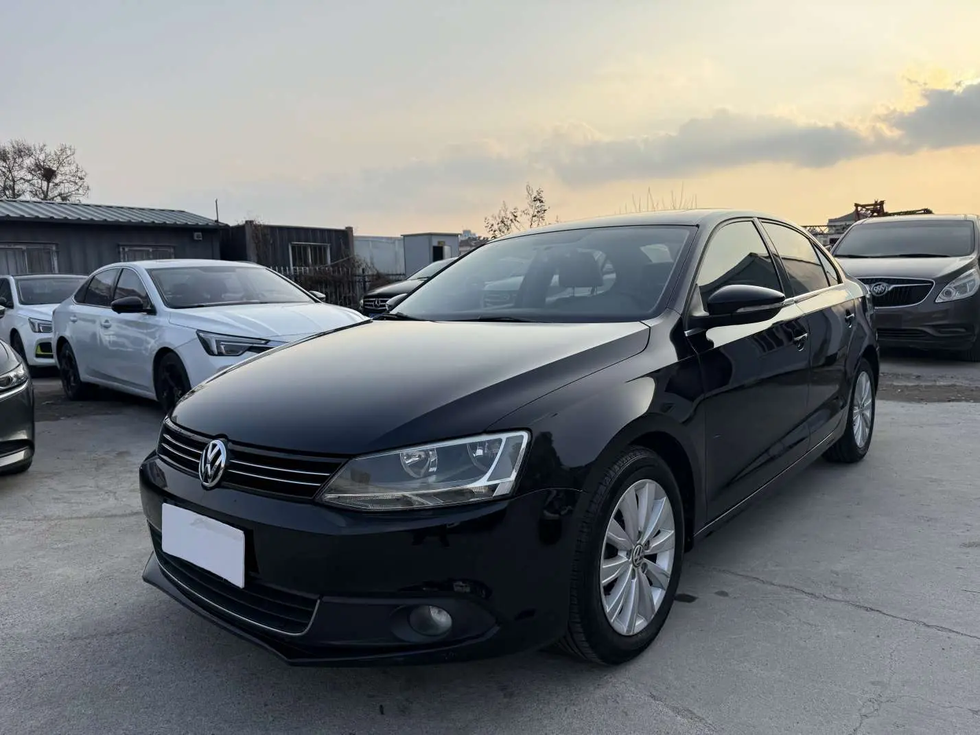 Volkswagen Sagitar  из Китая