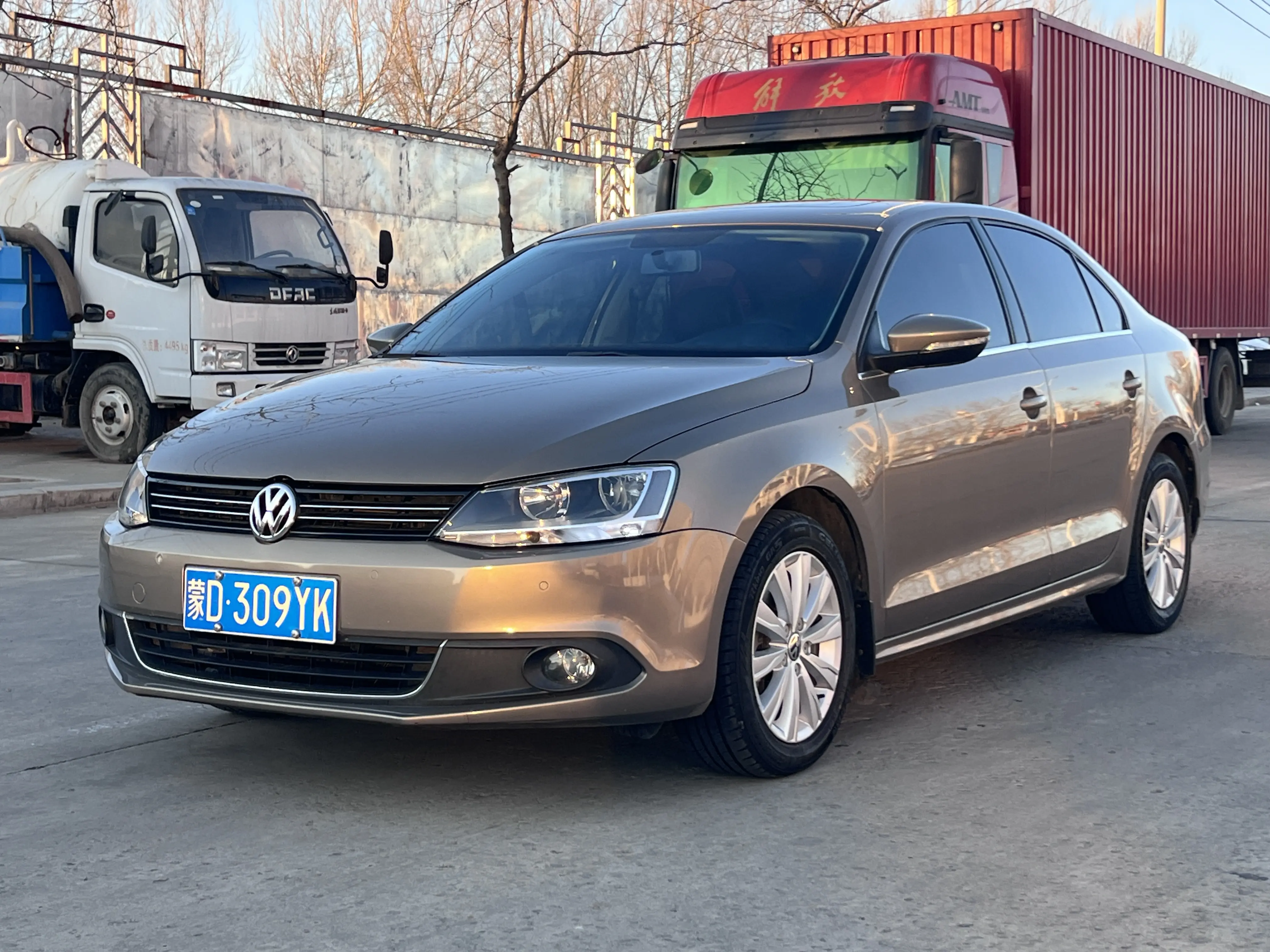 Volkswagen Sagitar  из Китая