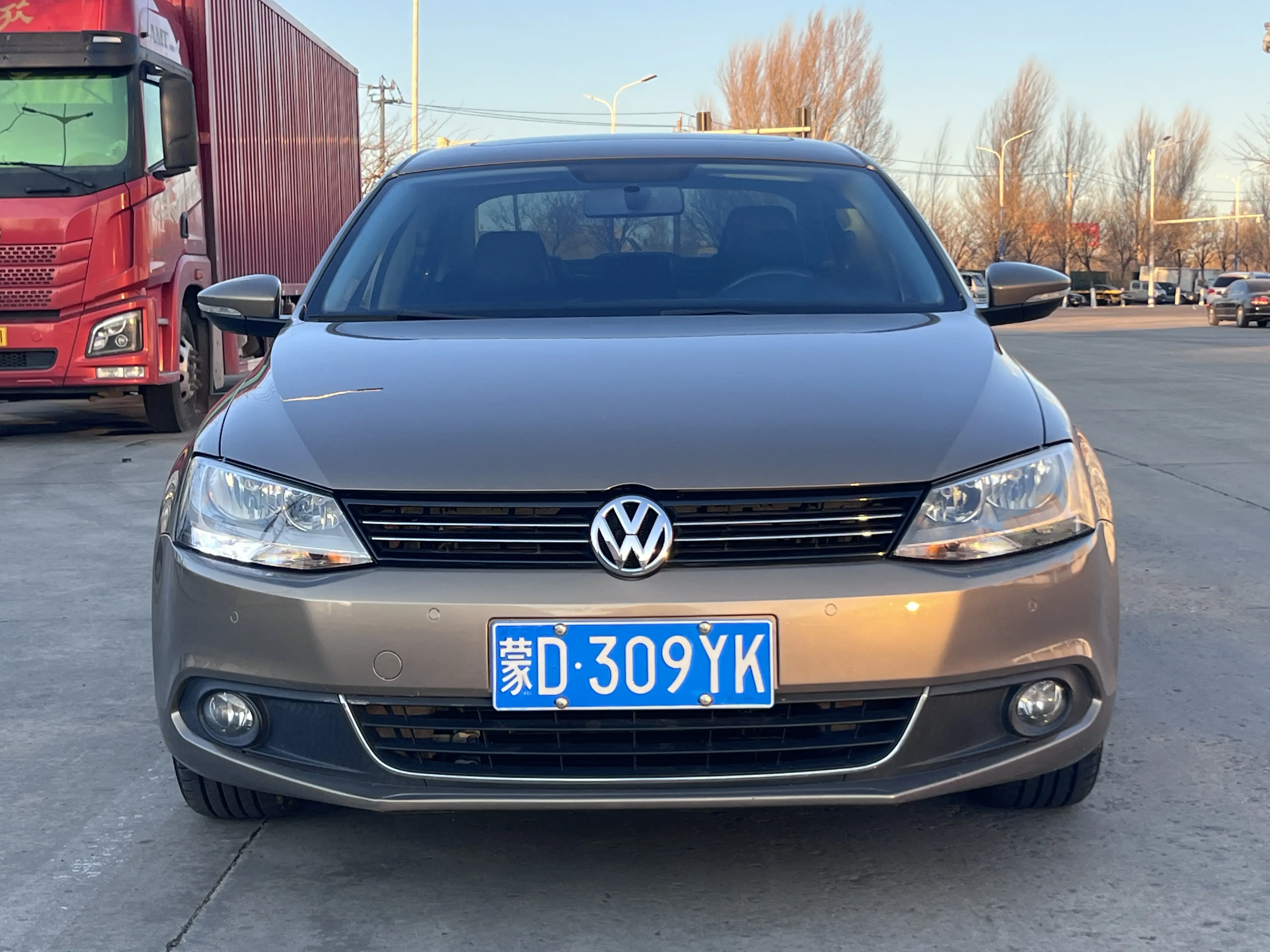 Volkswagen Sagitar  из Китая