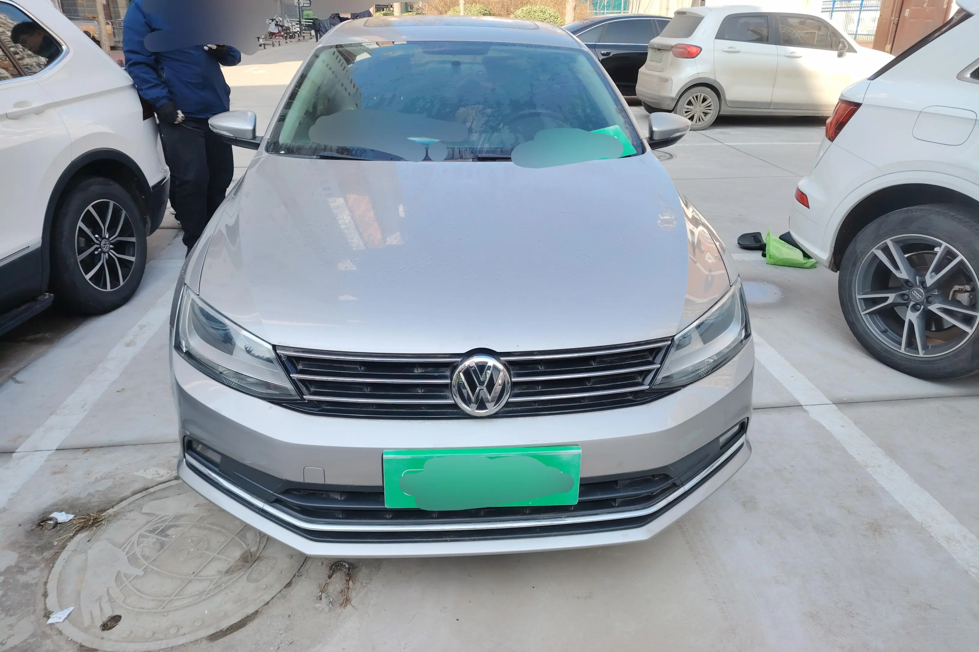 Volkswagen Sagitar  из Китая