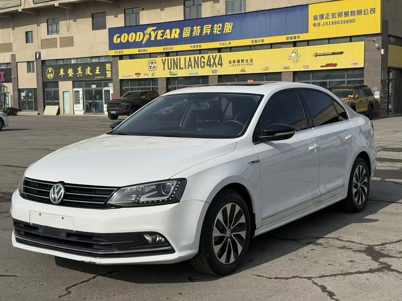 Volkswagen Sagitar  из Китая