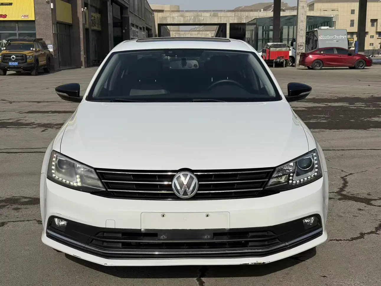 Volkswagen Sagitar  из Китая