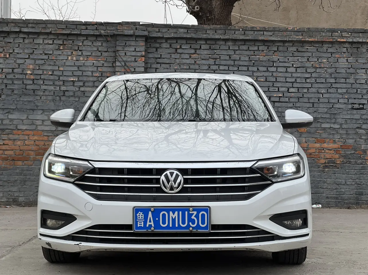 Volkswagen Sagitar  из Китая