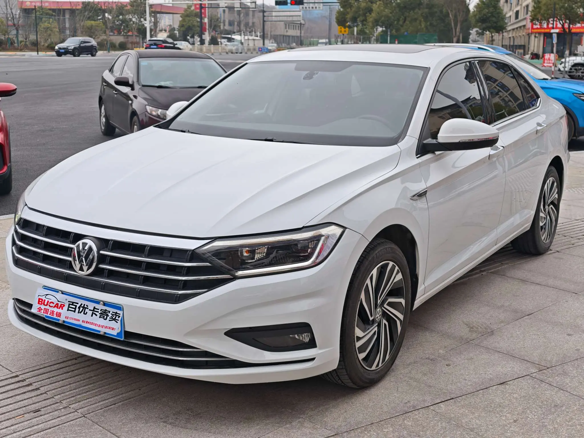 Volkswagen Sagitar  из Китая