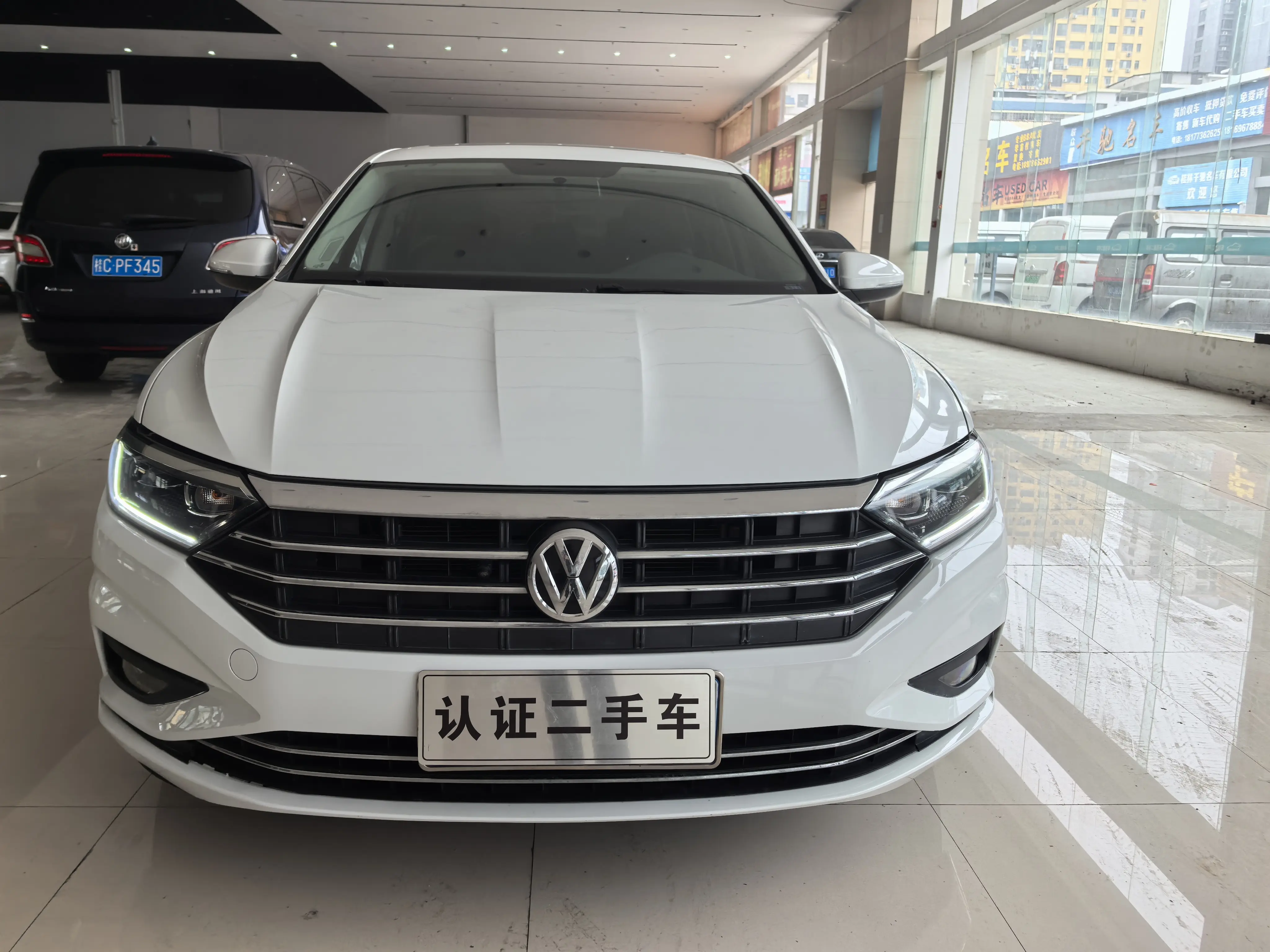 Volkswagen Sagitar  из Китая