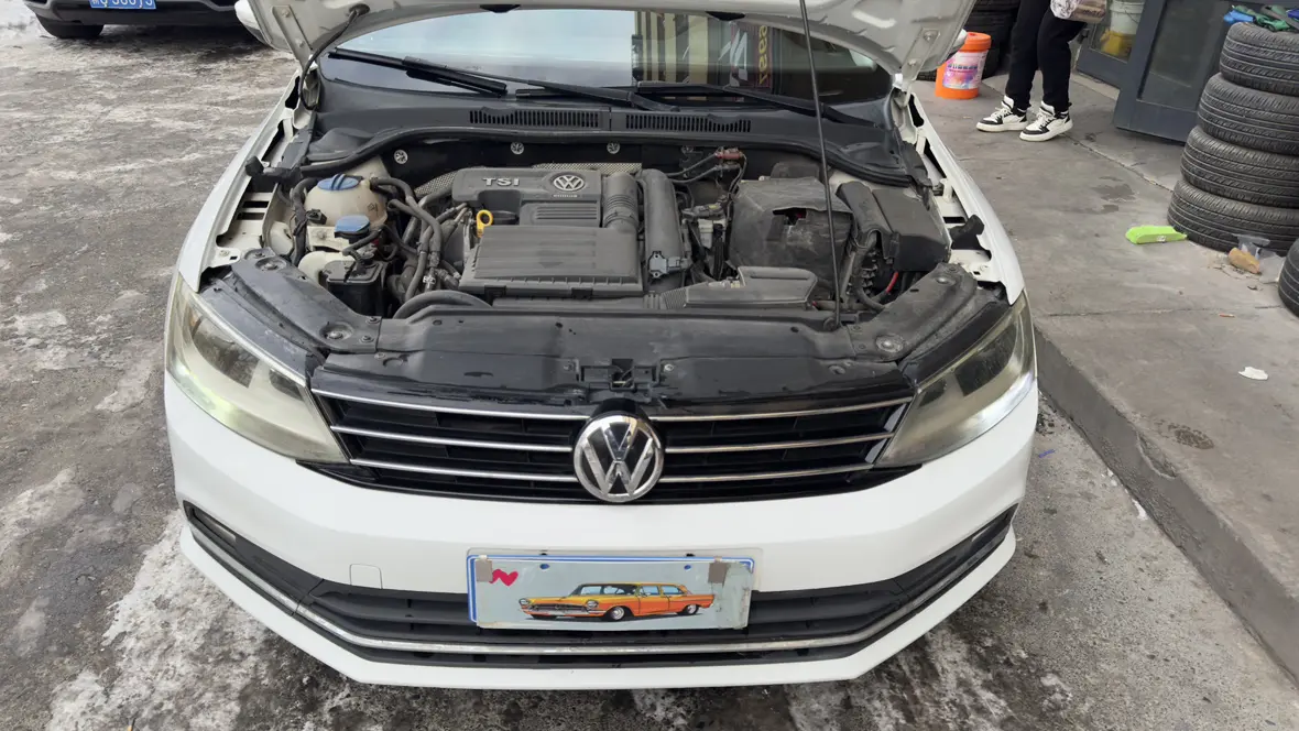 Volkswagen Sagitar  из Китая