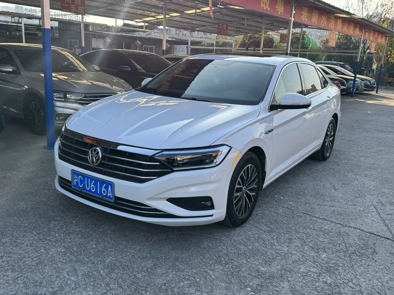 Volkswagen Sagitar  из Китая