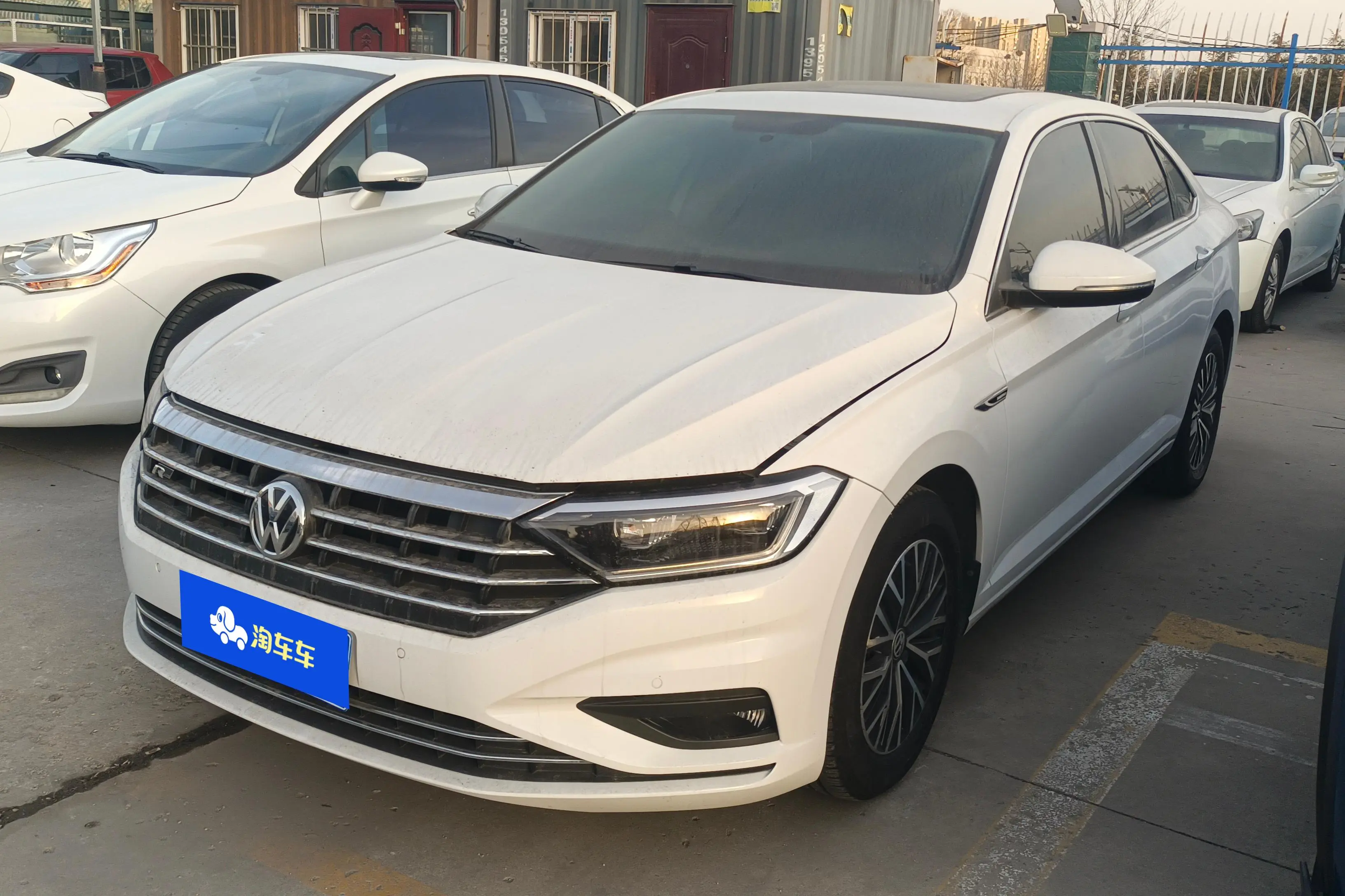 Volkswagen Sagitar  из Китая