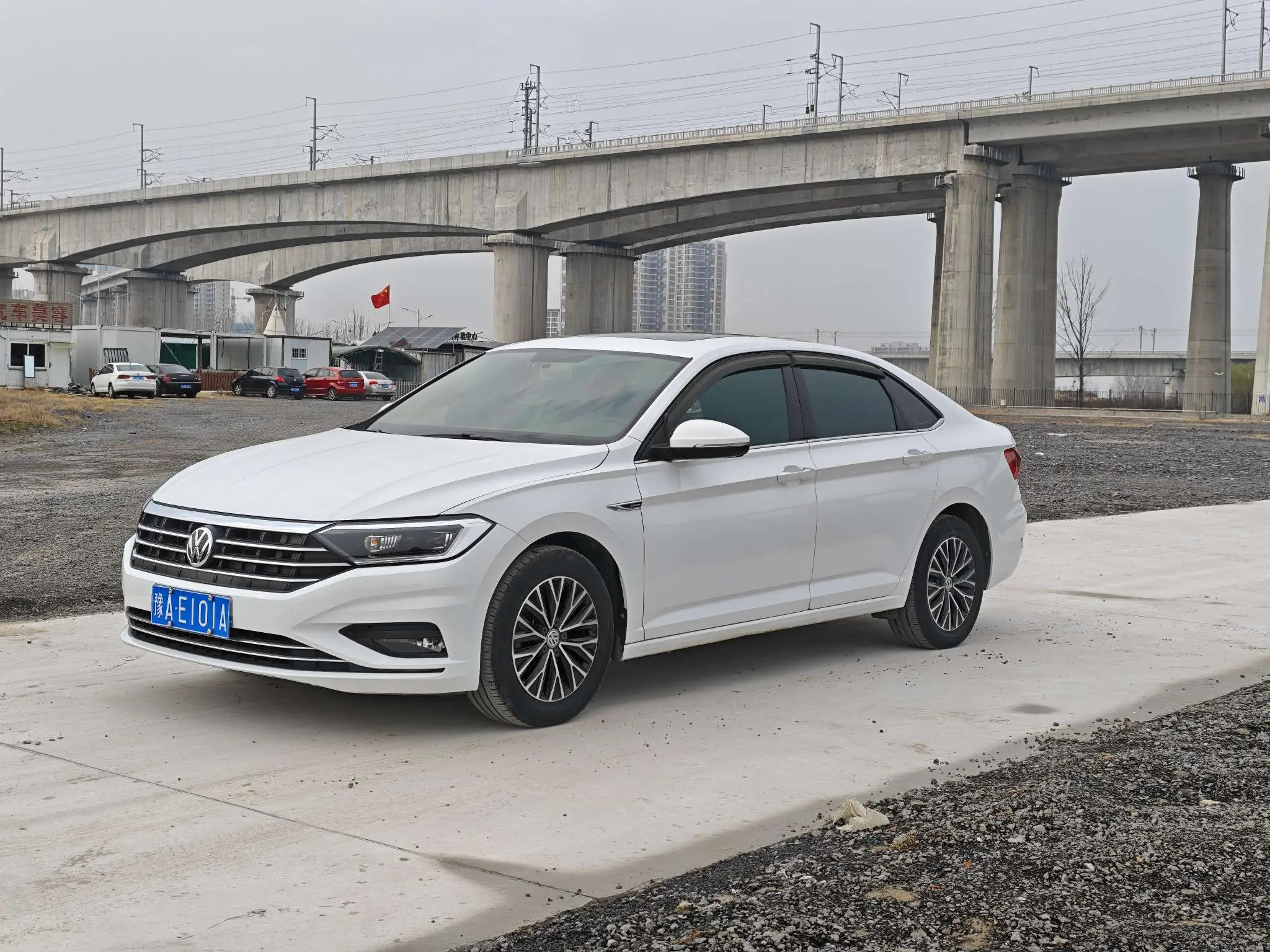 Volkswagen Sagitar  из Китая