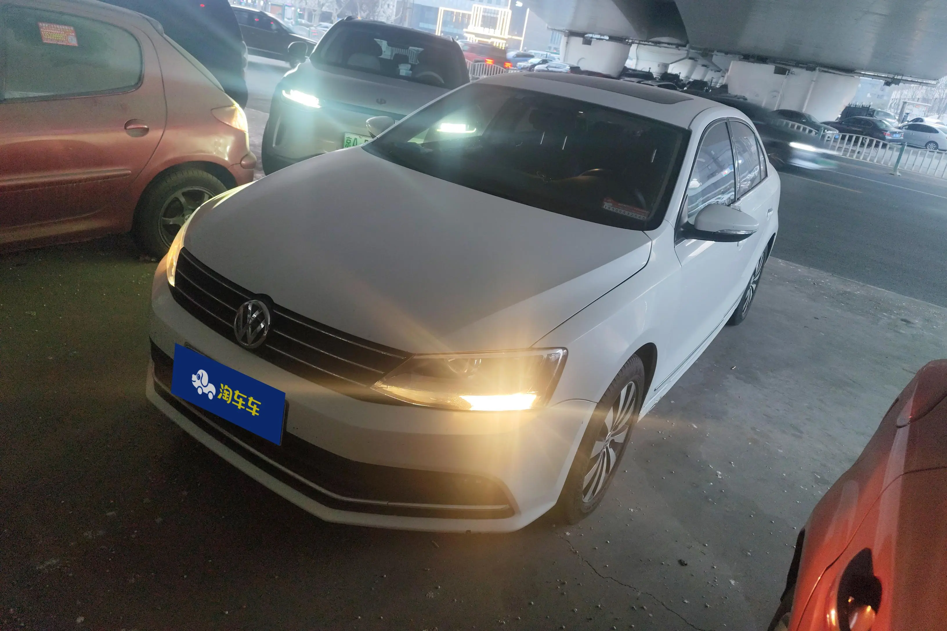 Volkswagen Sagitar  из Китая