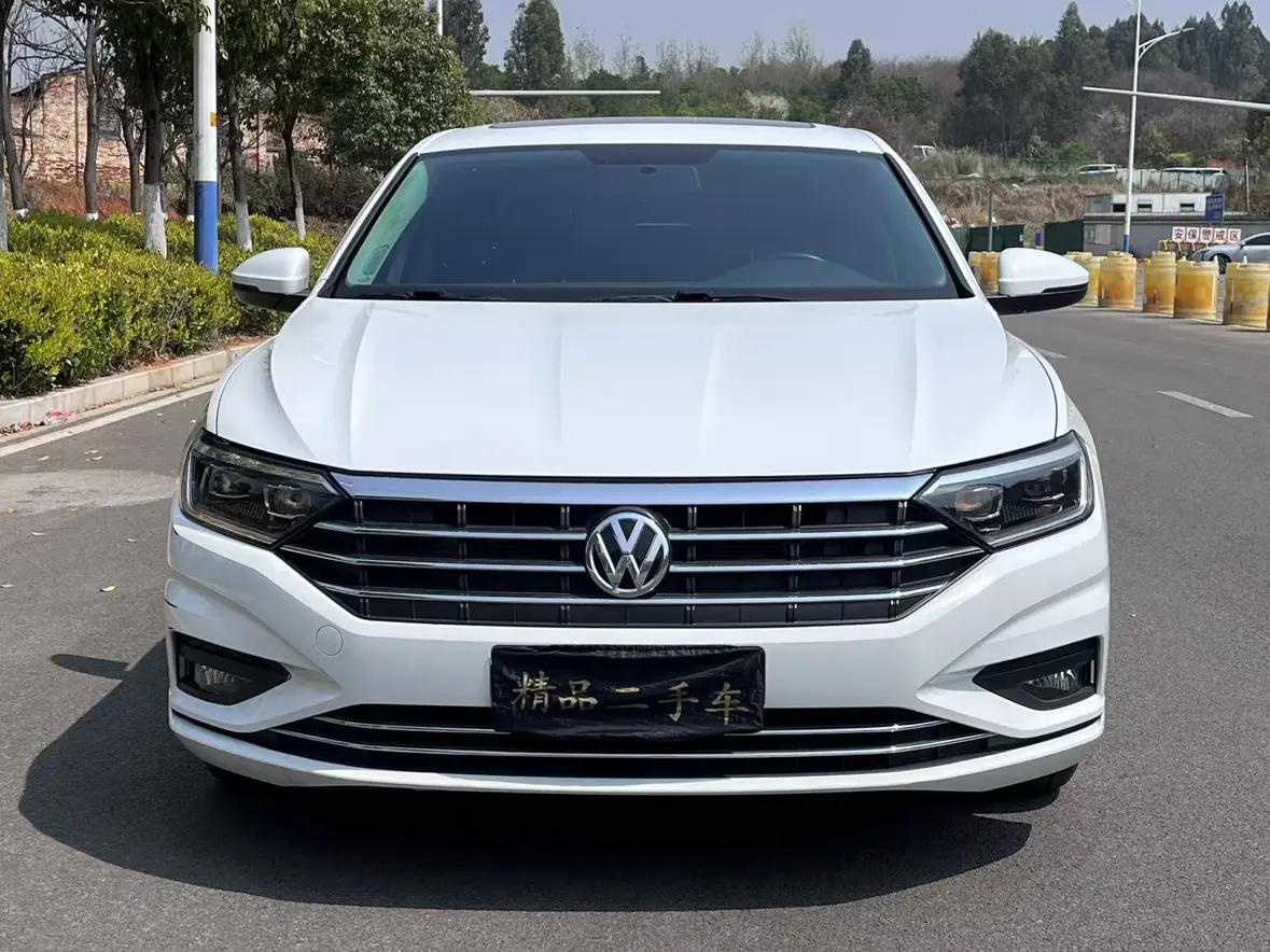 Volkswagen Sagitar  из Китая