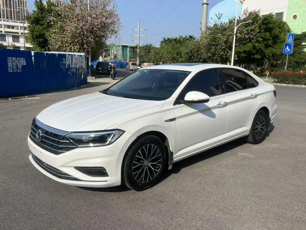 Volkswagen Sagitar  из Китая