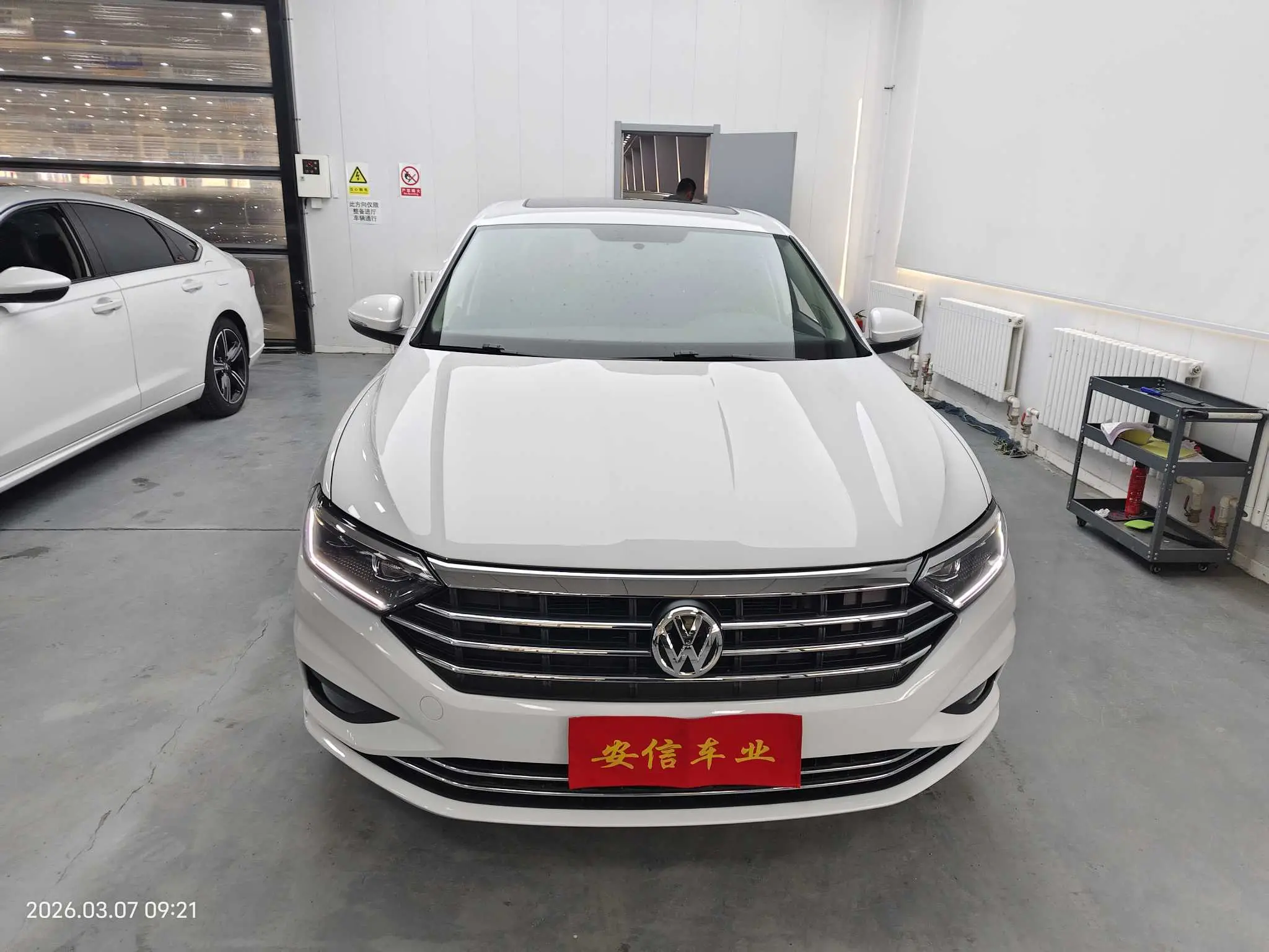 Volkswagen Sagitar  из Китая