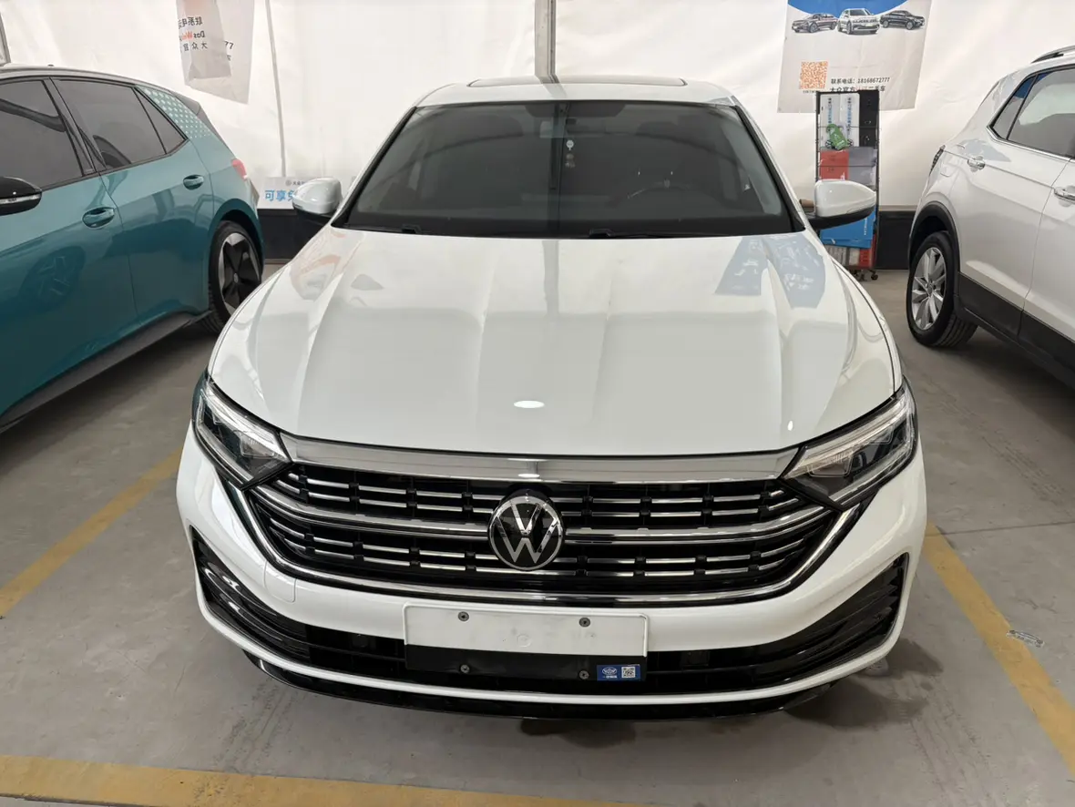 Volkswagen Sagitar  из Китая