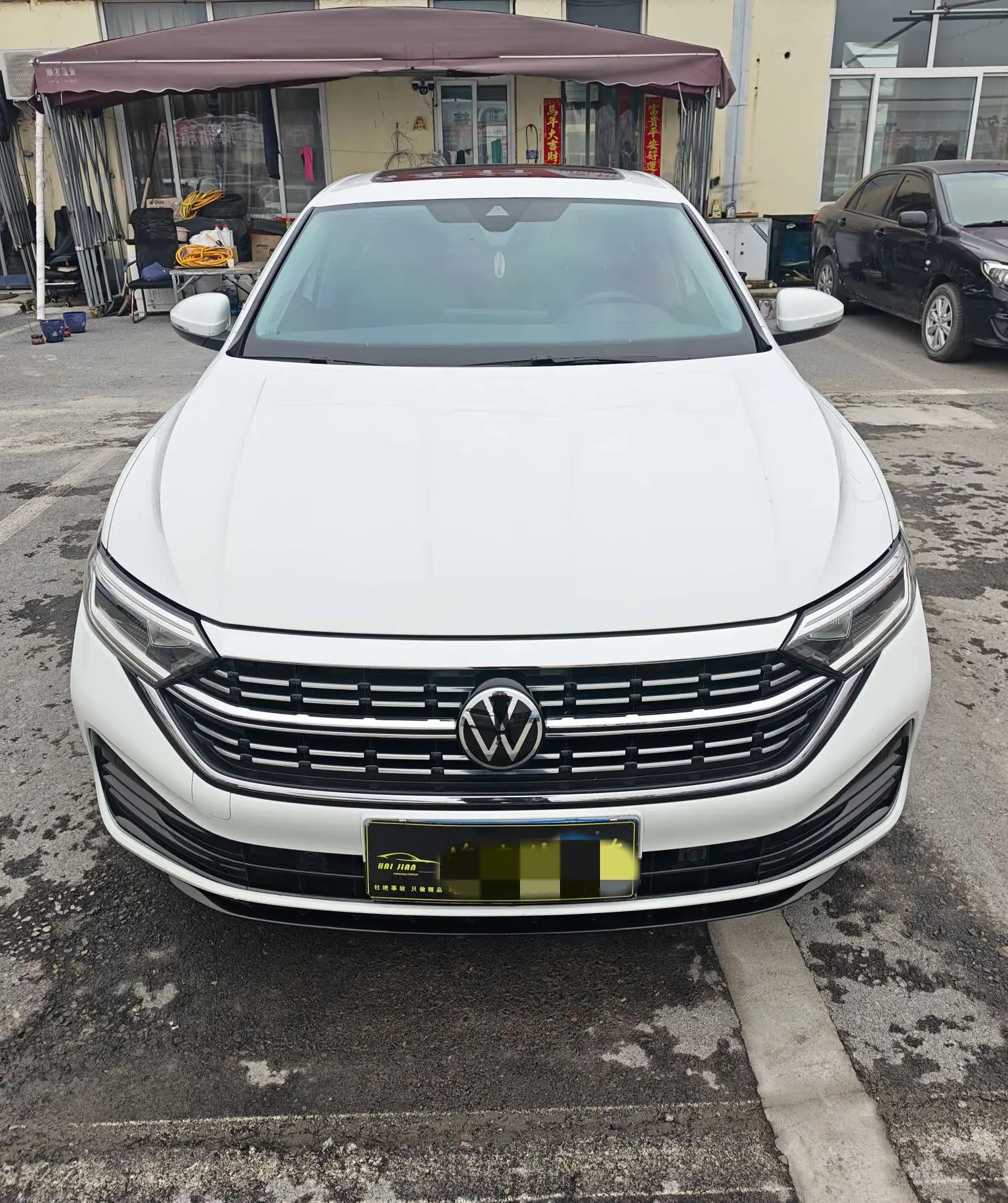 Volkswagen Sagitar  из Китая