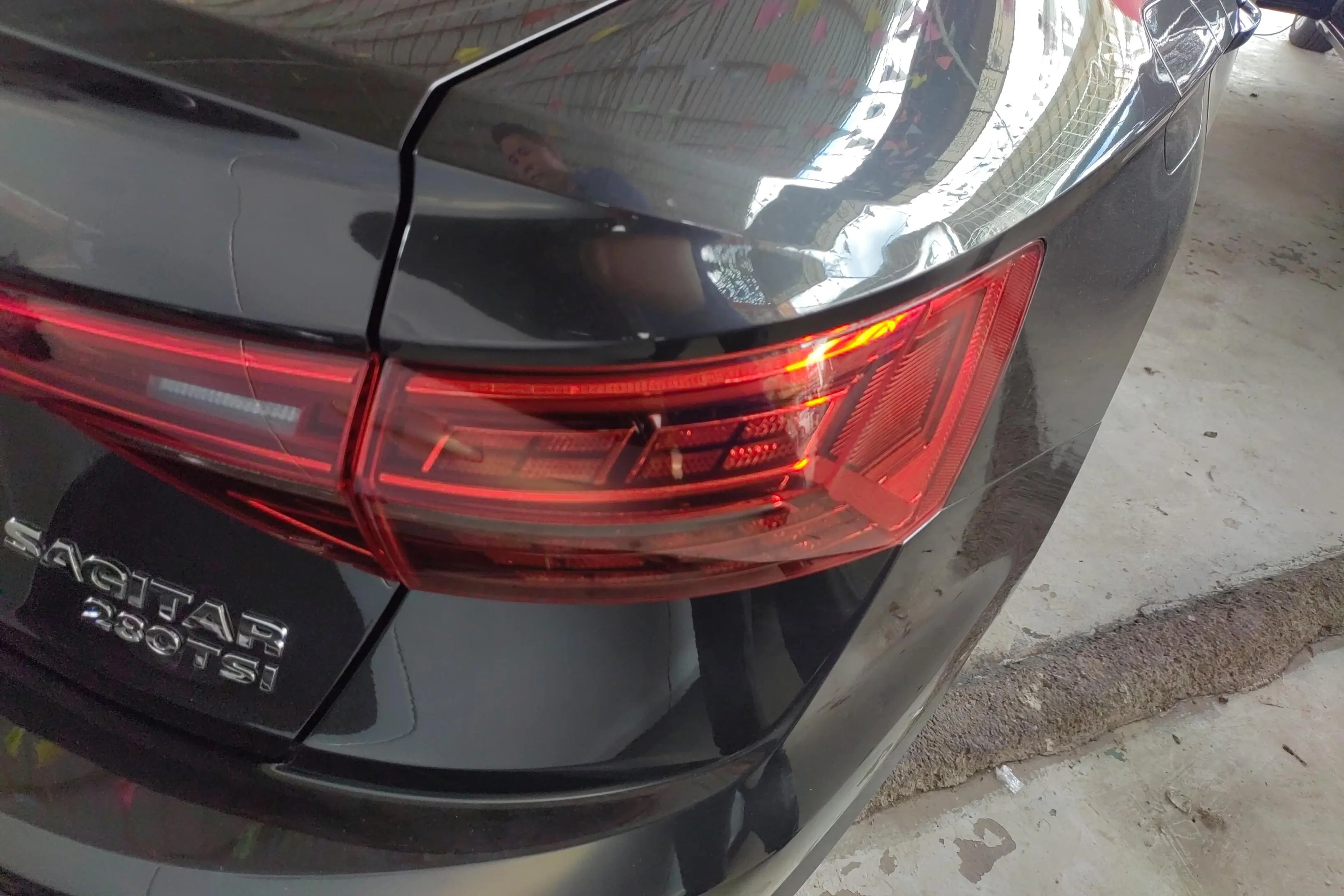 Volkswagen Sagitar  из Китая