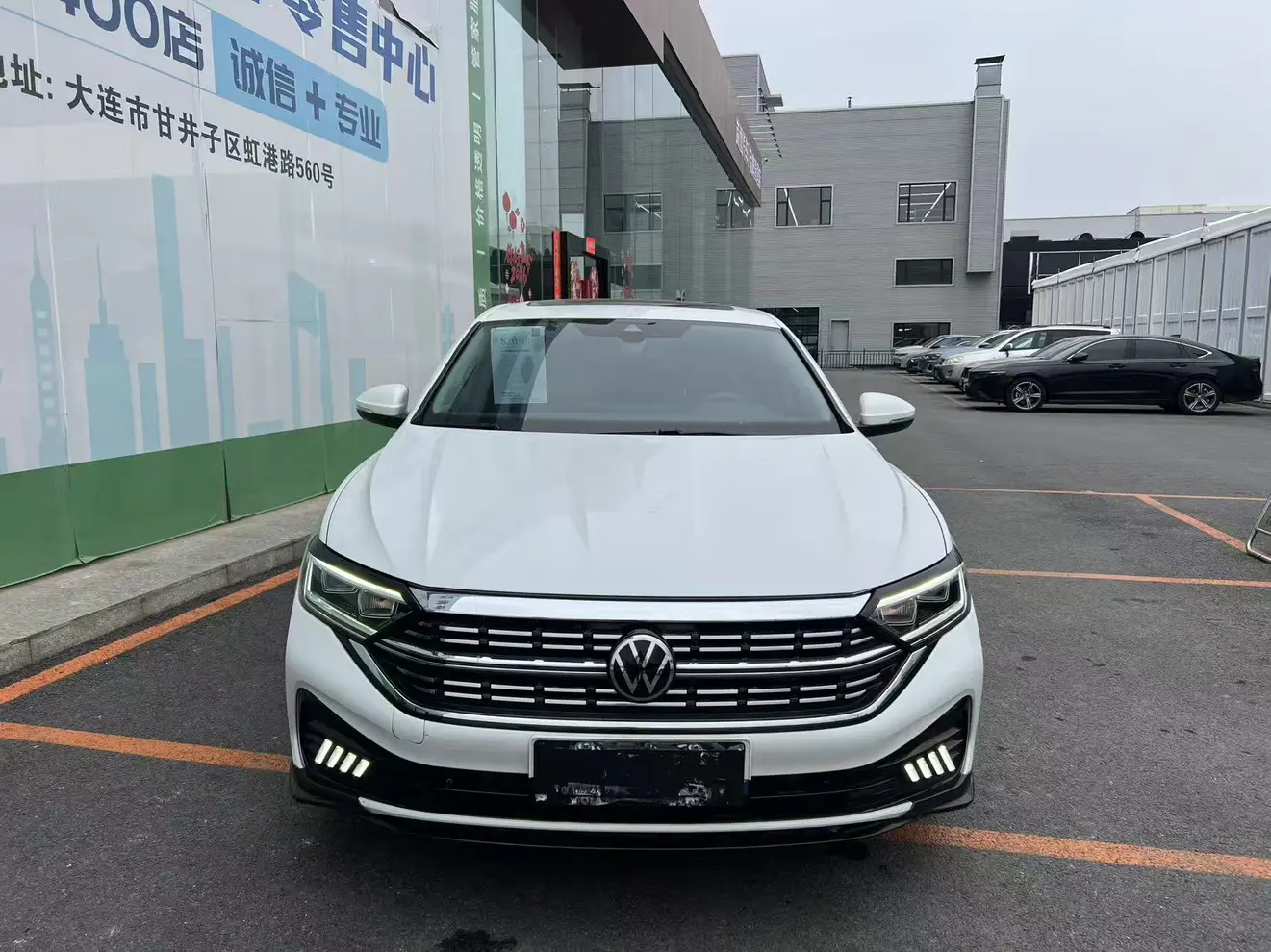 Volkswagen Sagitar  из Китая