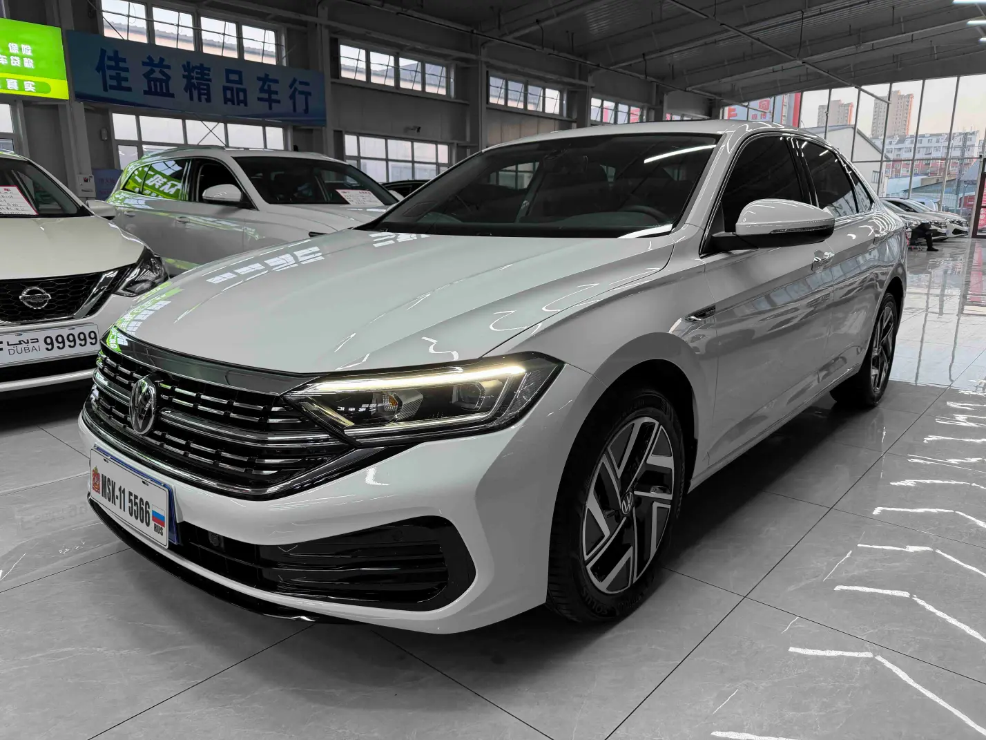 Volkswagen Sagitar  из Китая