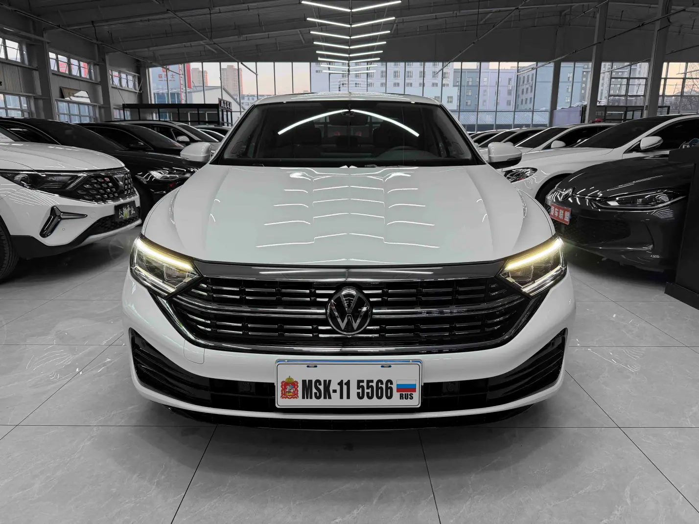 Volkswagen Sagitar  из Китая