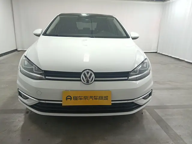 Volkswagen Golf  из Китая