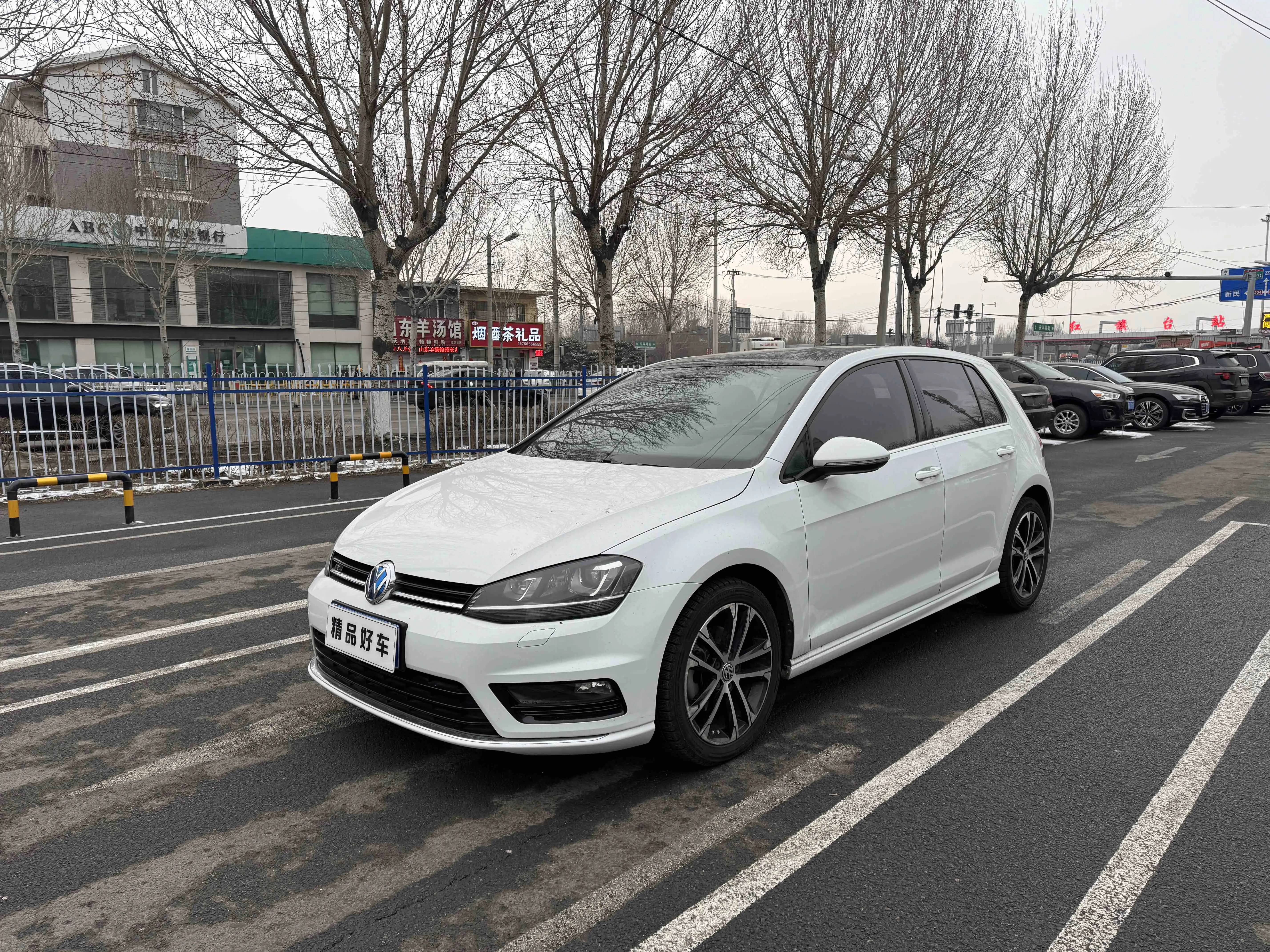 Volkswagen Golf  из Китая