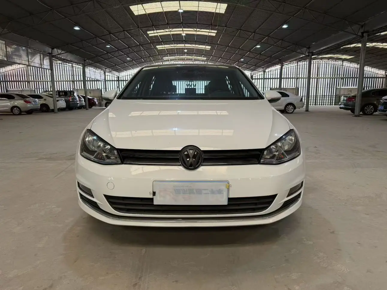Volkswagen Golf  из Китая