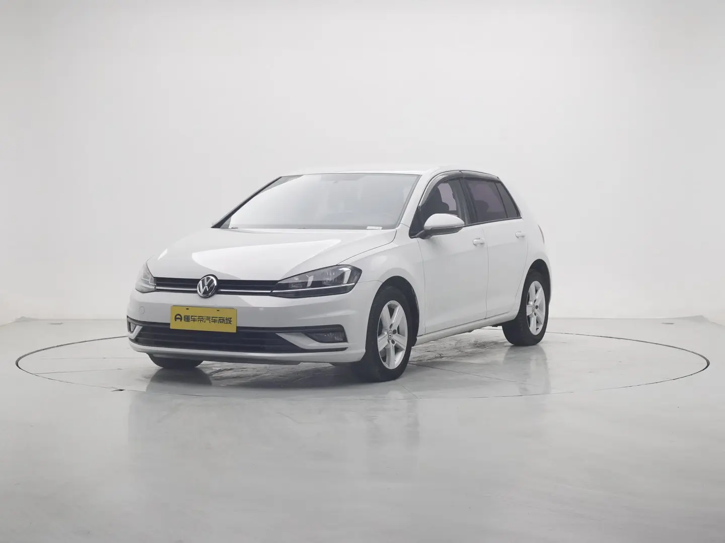 Volkswagen Golf  из Китая