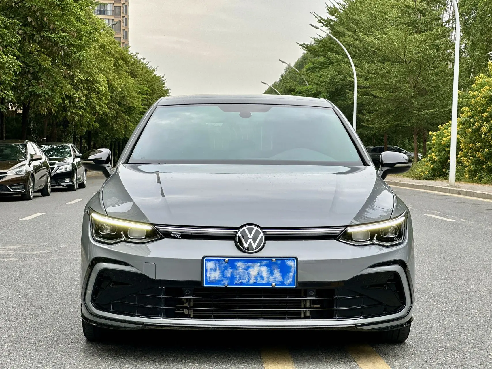 Volkswagen Golf  из Китая