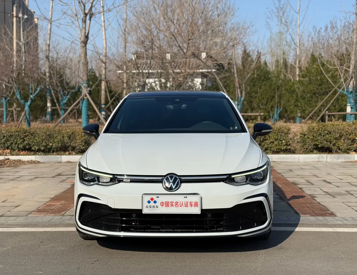 Volkswagen Golf  из Китая
