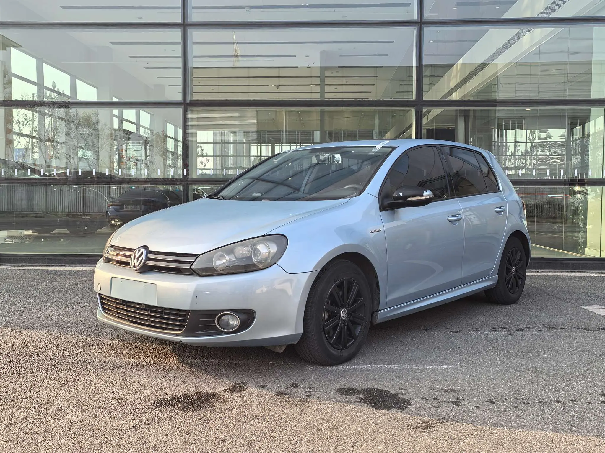 Volkswagen Golf  из Китая