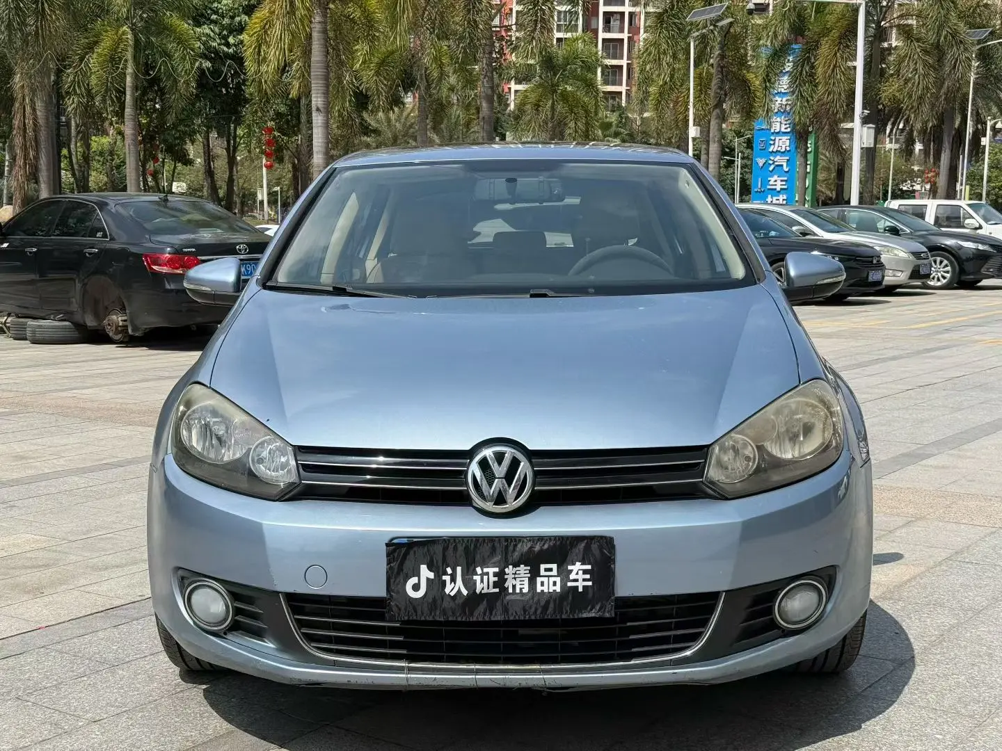 Volkswagen Golf  из Китая