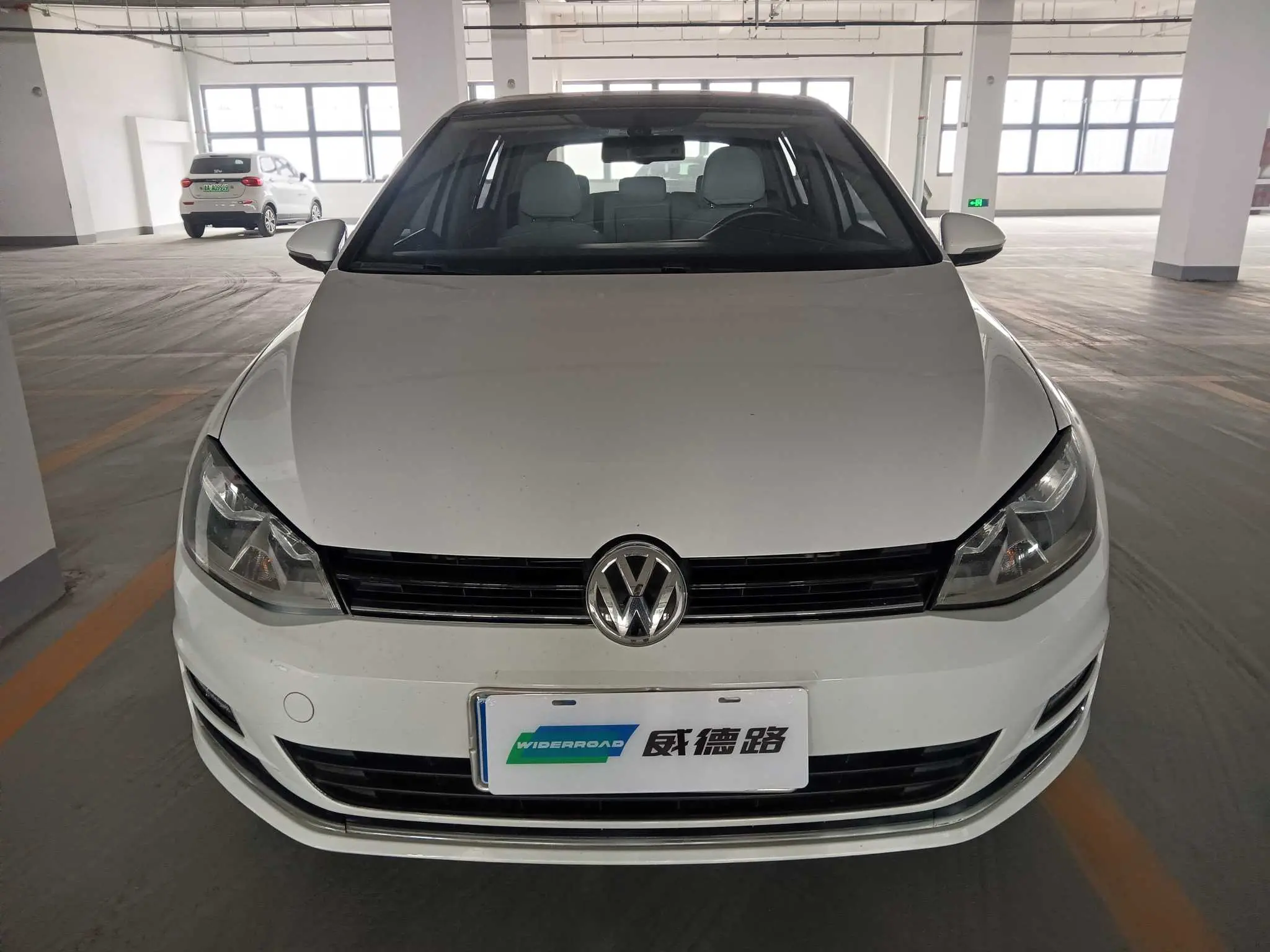 Volkswagen Golf  из Китая