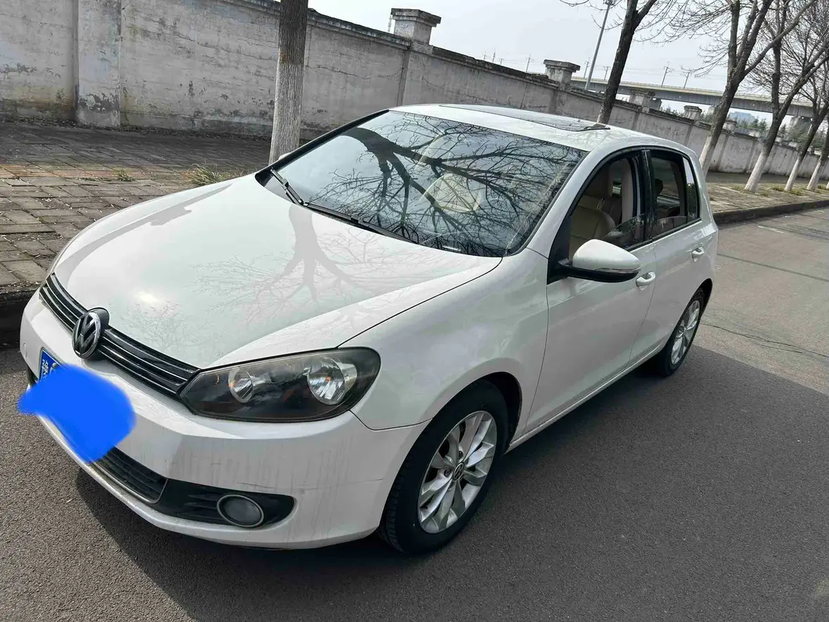 Volkswagen Golf  из Китая
