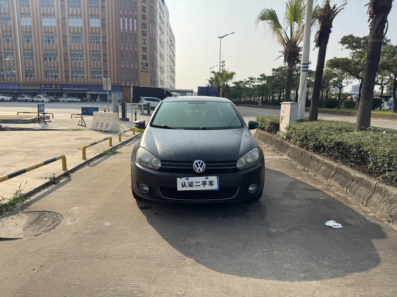 Volkswagen Golf  из Китая