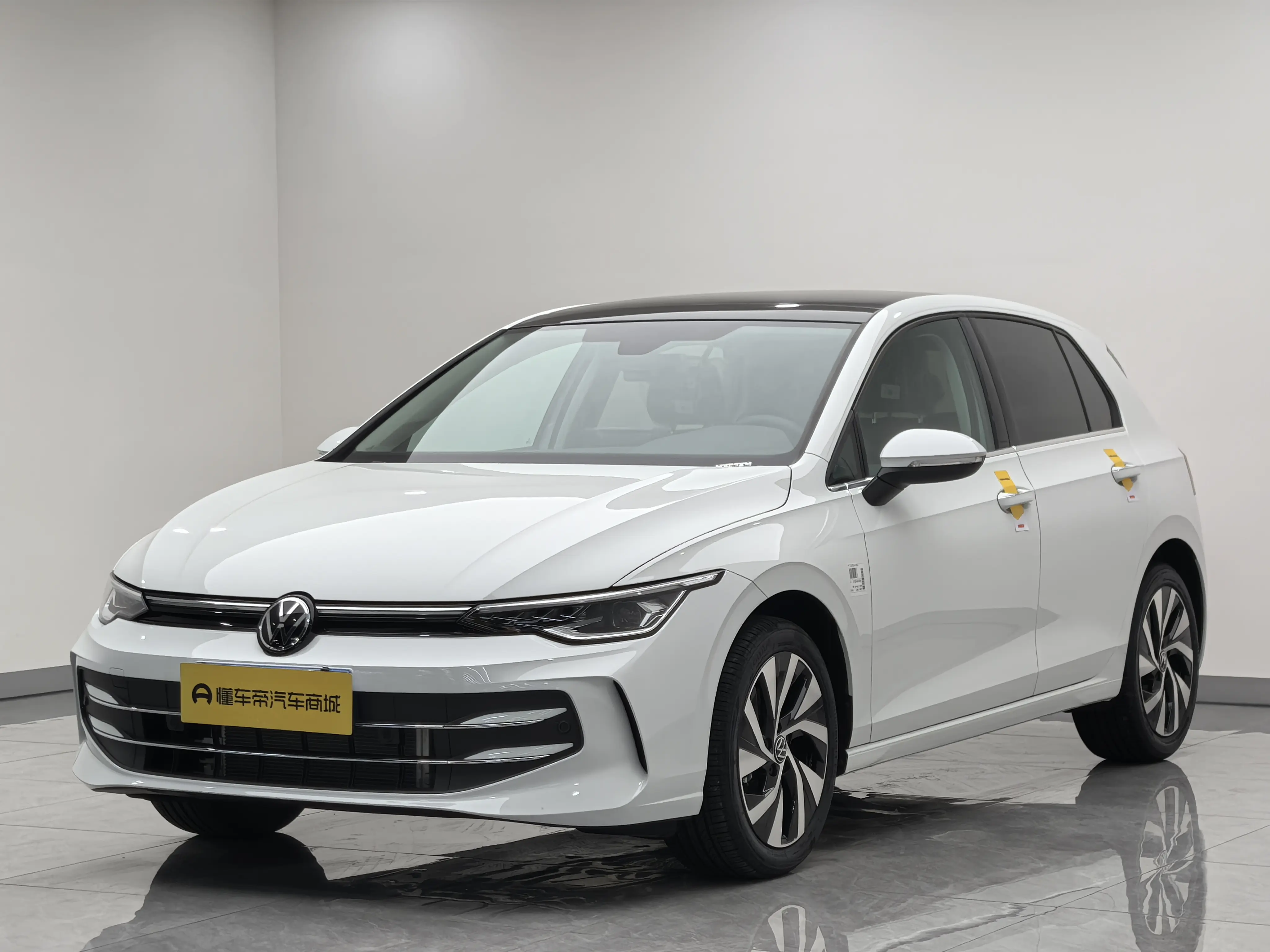 Volkswagen Golf  из Китая