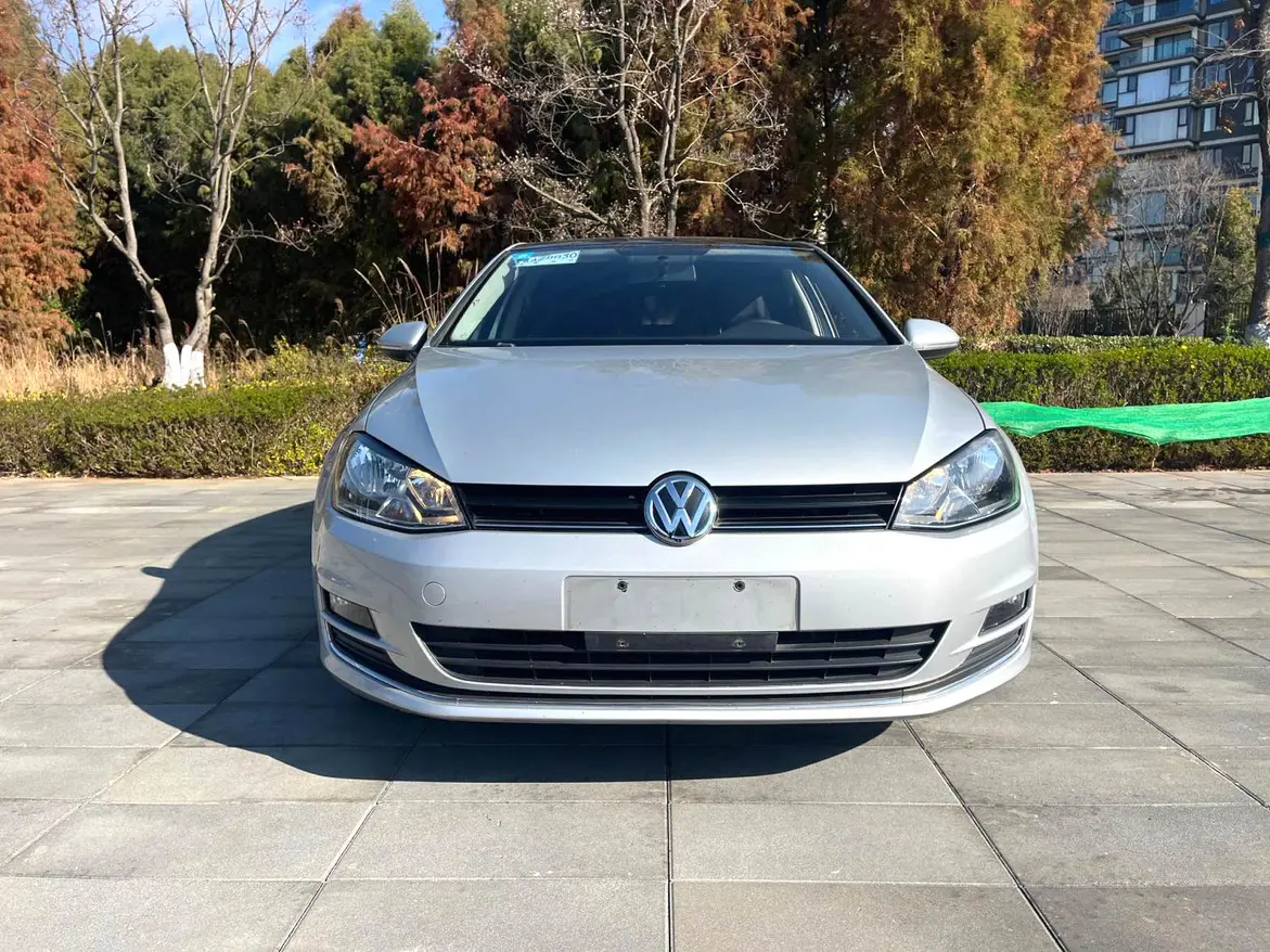Volkswagen Golf  из Китая