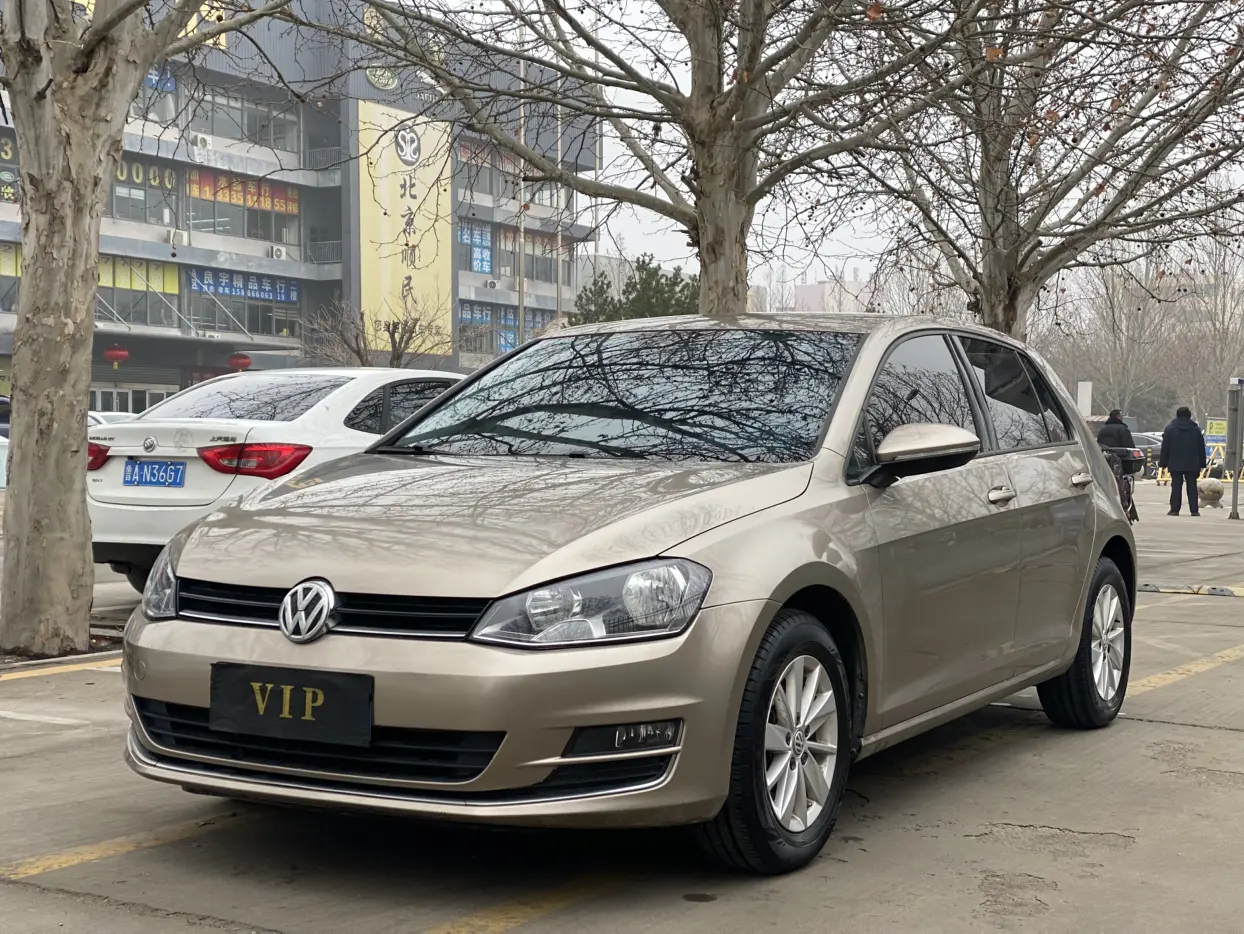 Volkswagen Golf  из Китая