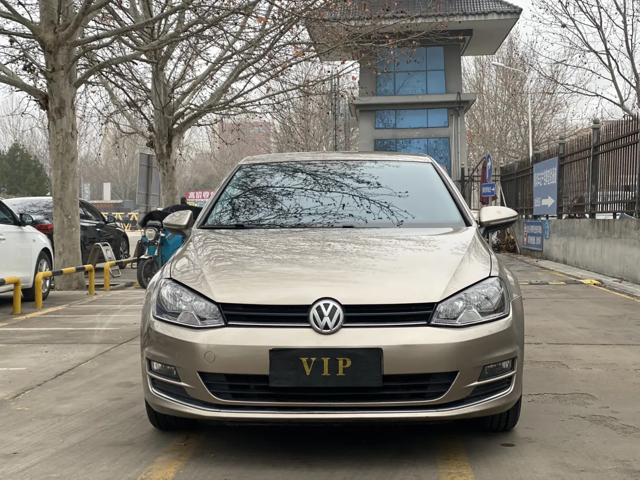 Volkswagen Golf  из Китая