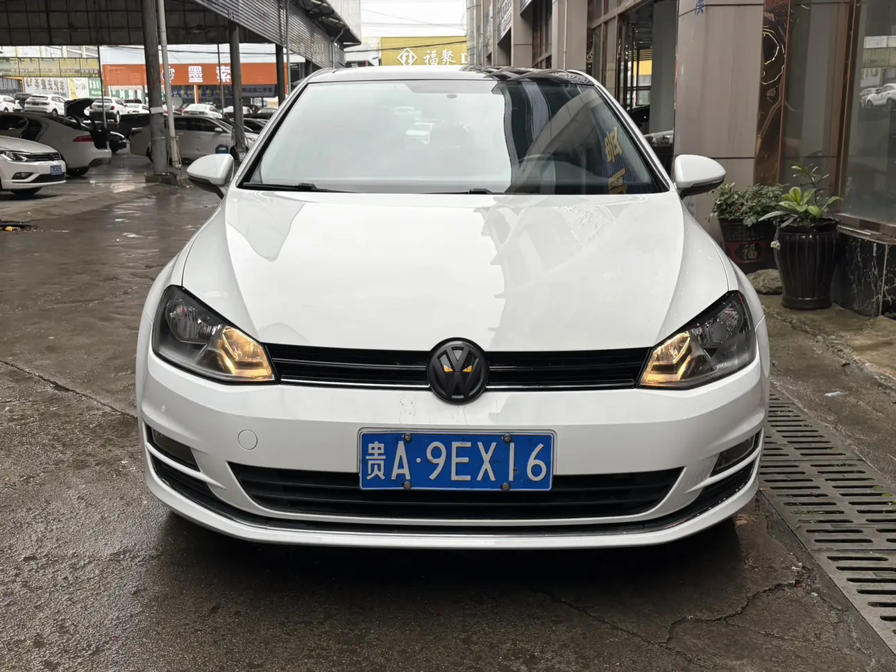 Volkswagen Golf  из Китая