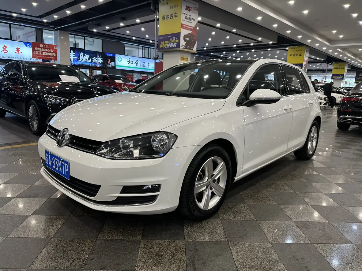 Volkswagen Golf  из Китая