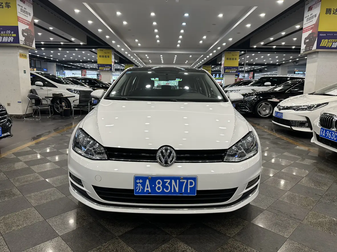 Volkswagen Golf  из Китая