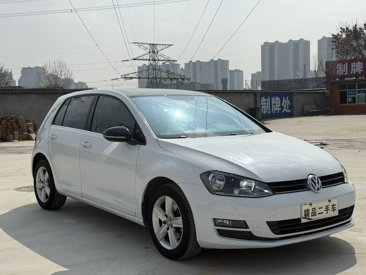 Volkswagen Golf  из Китая