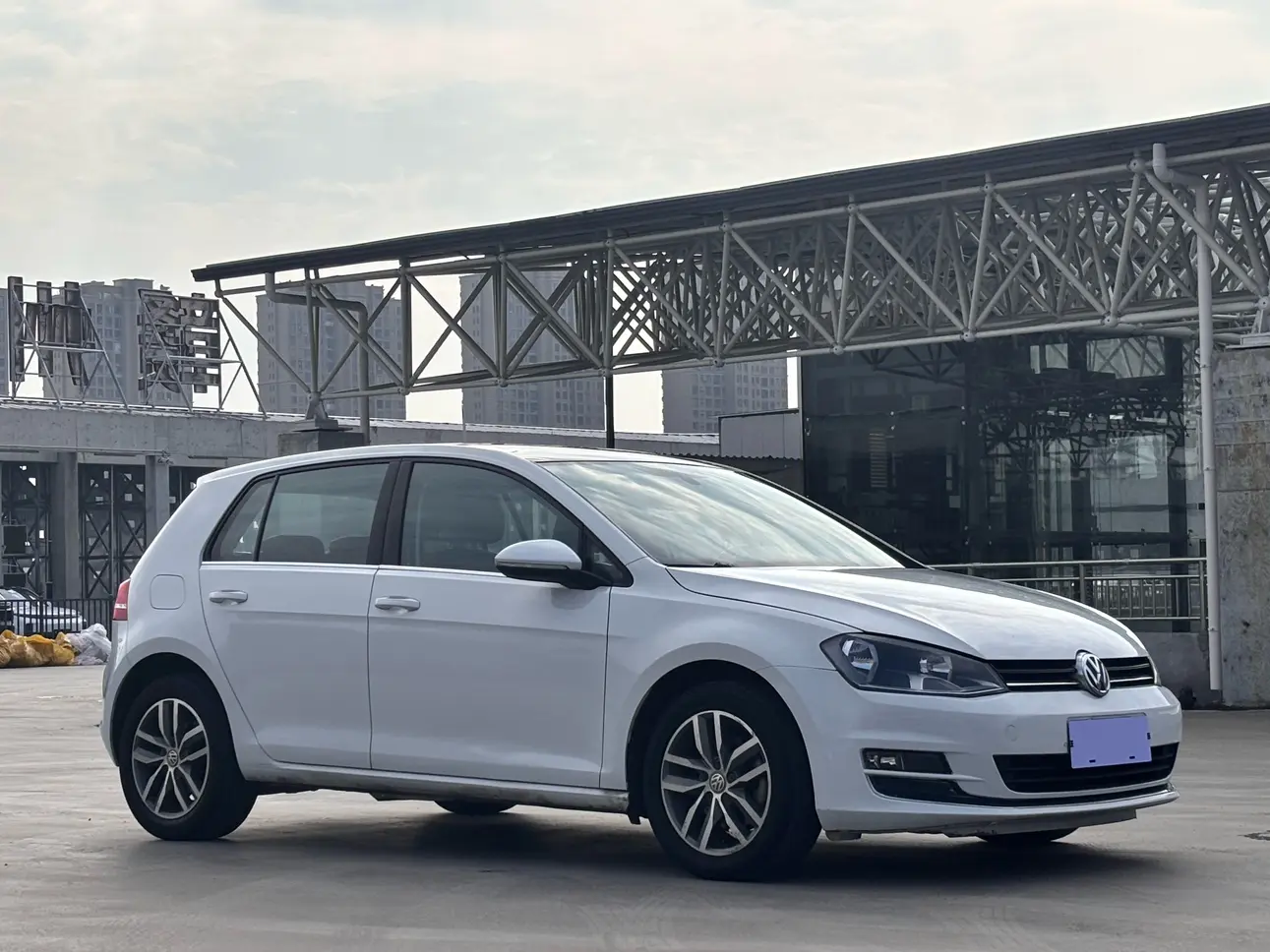 Volkswagen Golf  из Китая