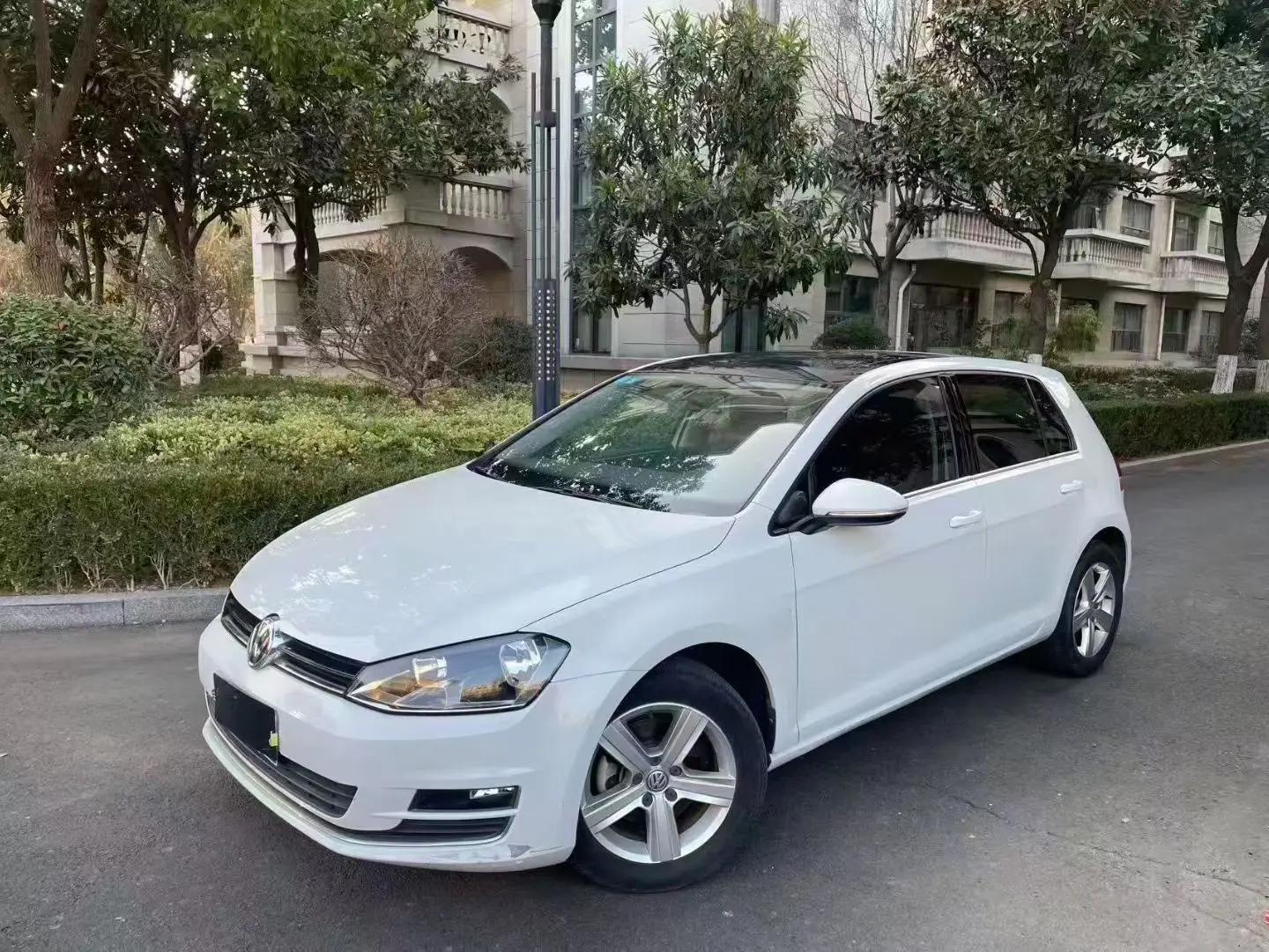 Volkswagen Golf  из Китая