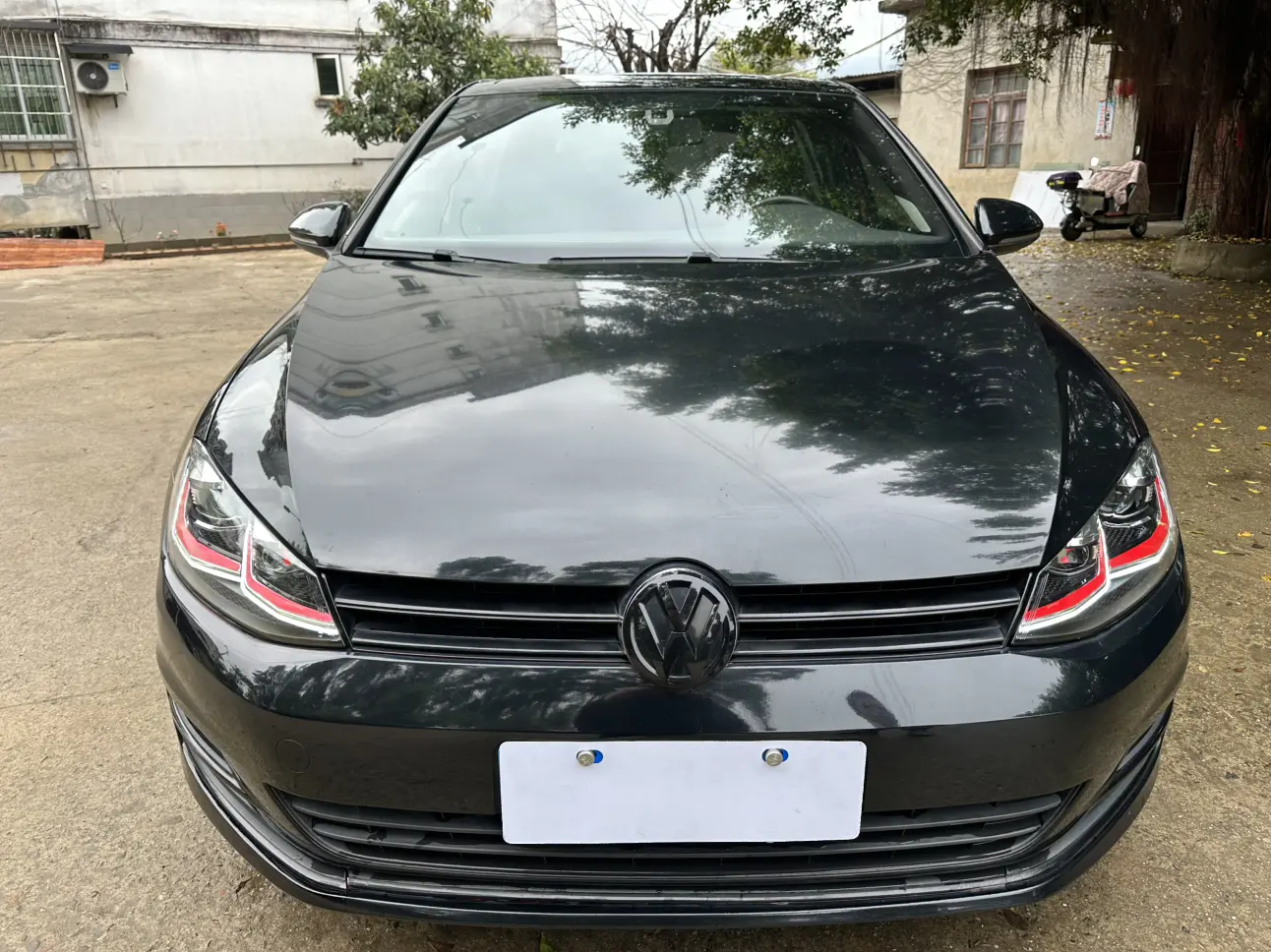 Volkswagen Golf  из Китая