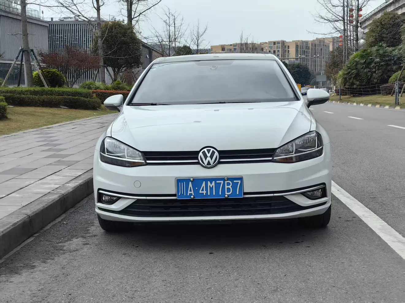 Volkswagen Golf  из Китая