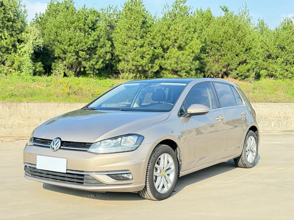 Volkswagen Golf  из Китая