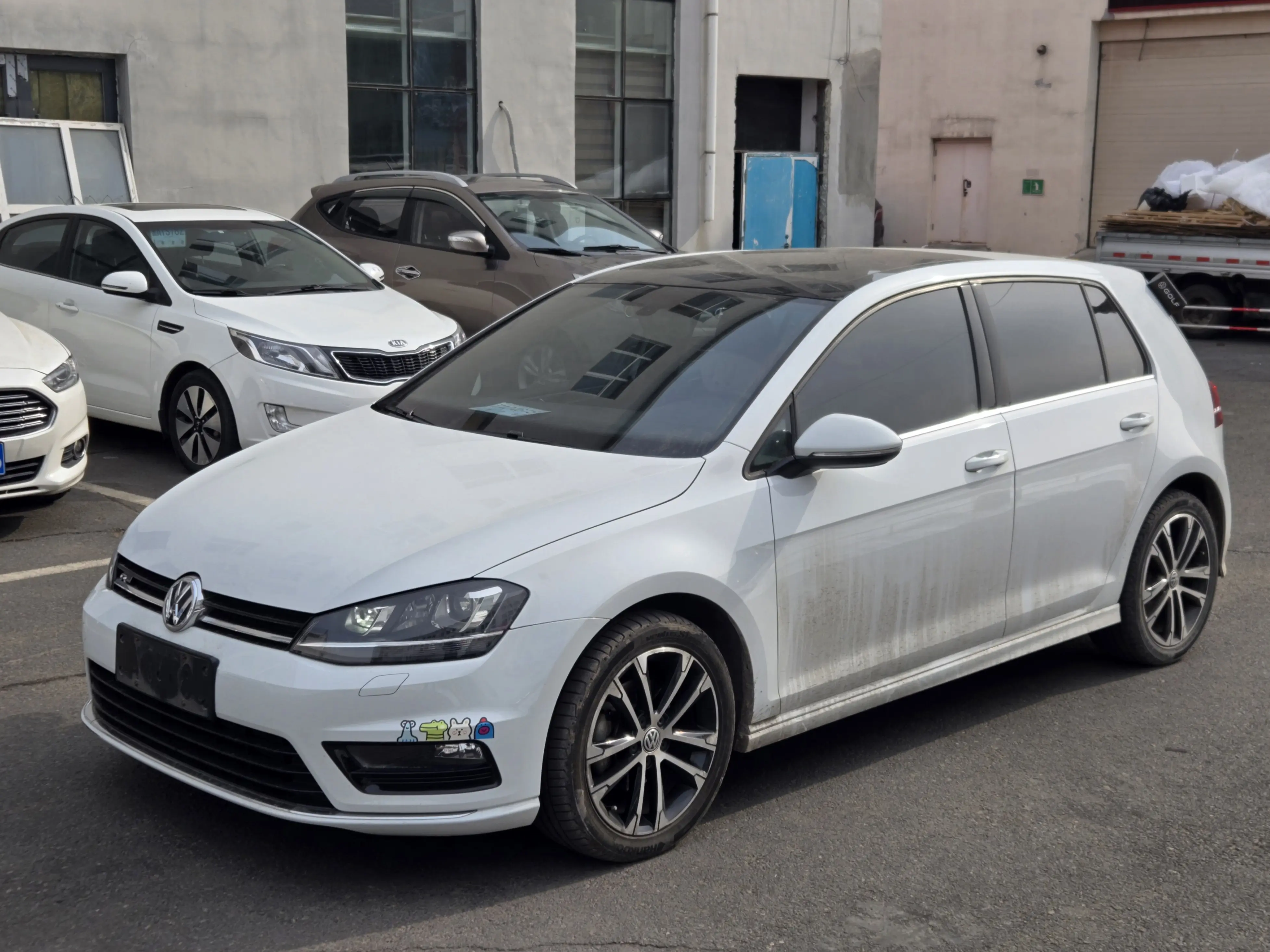 Volkswagen Golf  из Китая