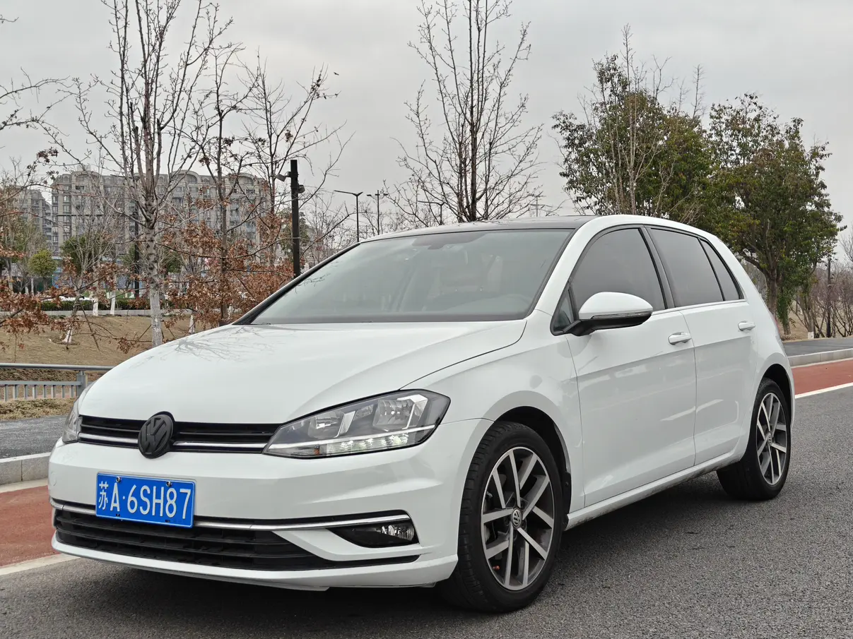 Volkswagen Golf  из Китая